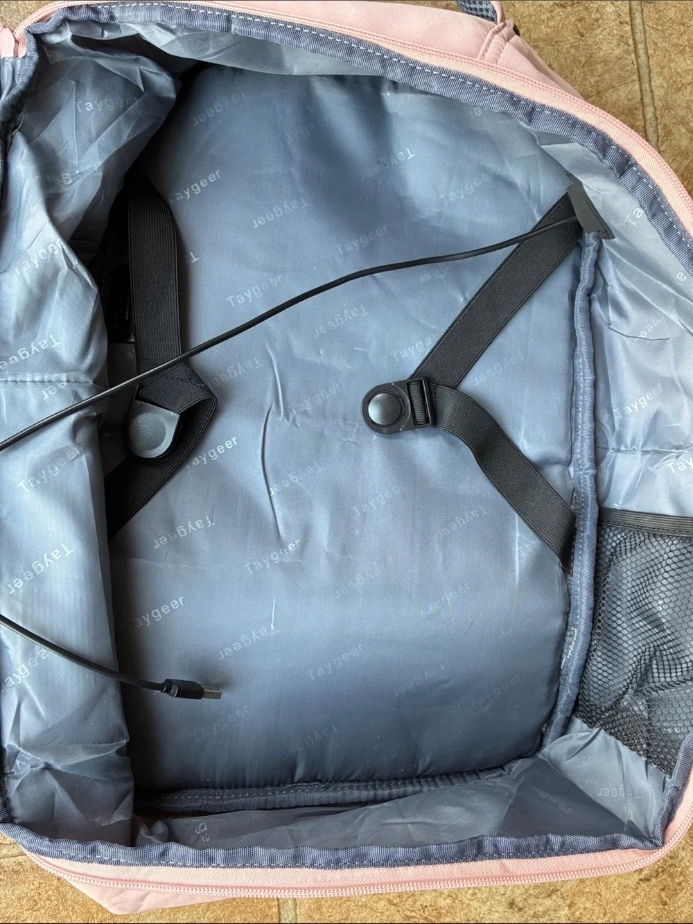 Taygeer Travel Backpack TSA Approved - see notes